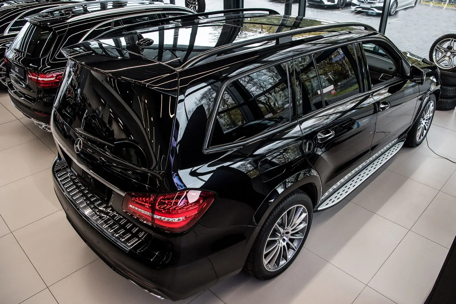 Stigtrinn Mercedes-Benz GL (X166) 2012 - 2015 / Mercedes-Benz GLS (X166) 2015-2019 – bilde 10