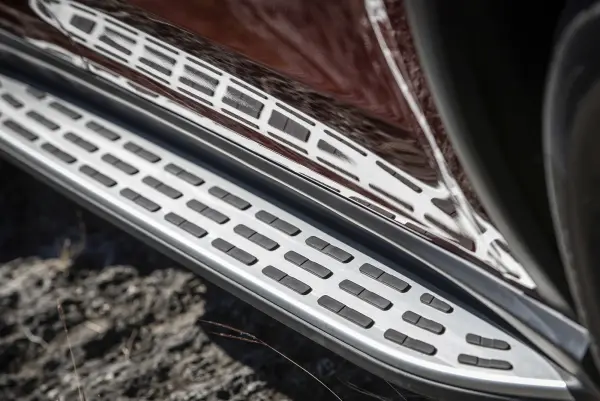 Stigtrinn Mercedes-Benz GLE (V167) 2019 ->