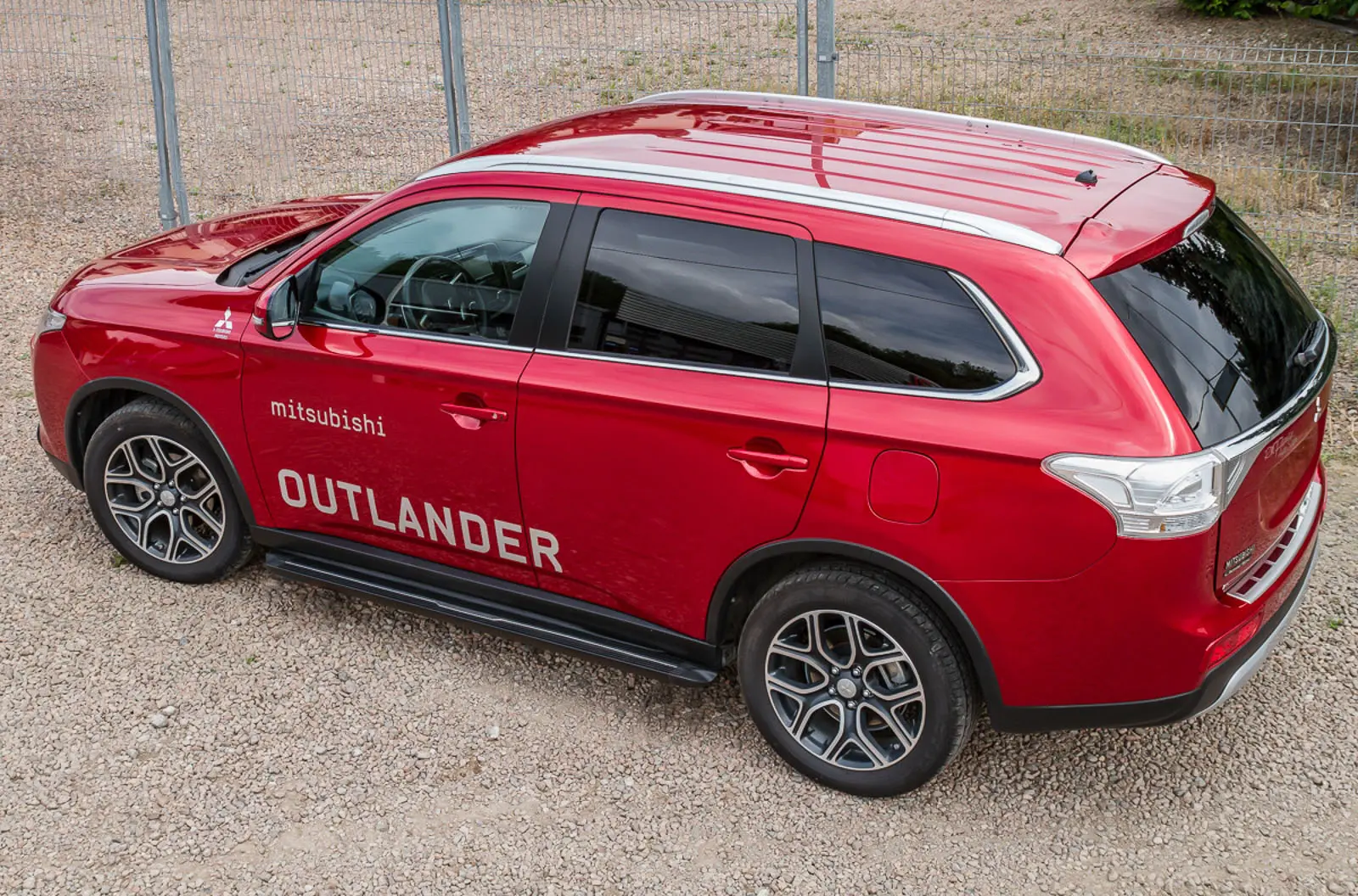 Stigtrinn Mitsubishi Outlander III 2012 - 2022 │ Black Edition – bilde 3