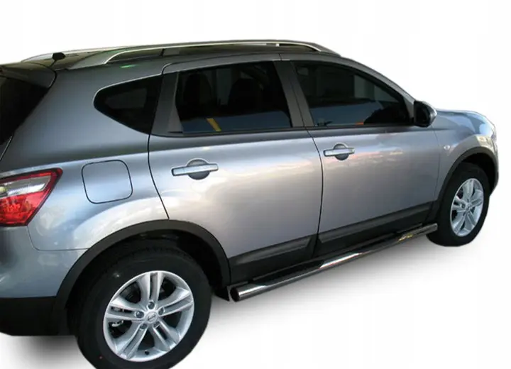 Stigtrinn Nissan Qashqai (J10) 2007 - 2013