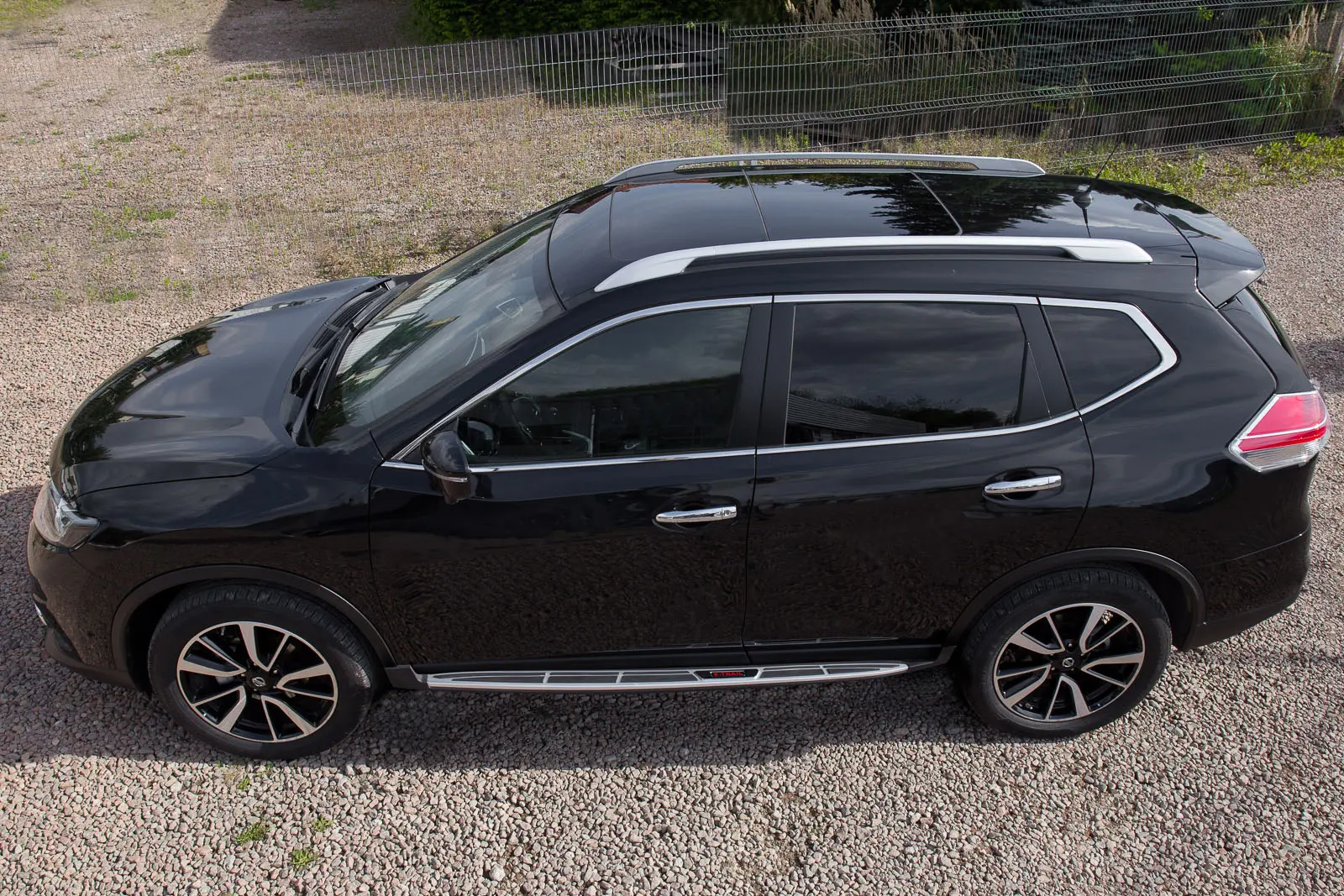 Stigtrinn Nissan X-Trail III (T32) 2013 - 2021 – bilde 2