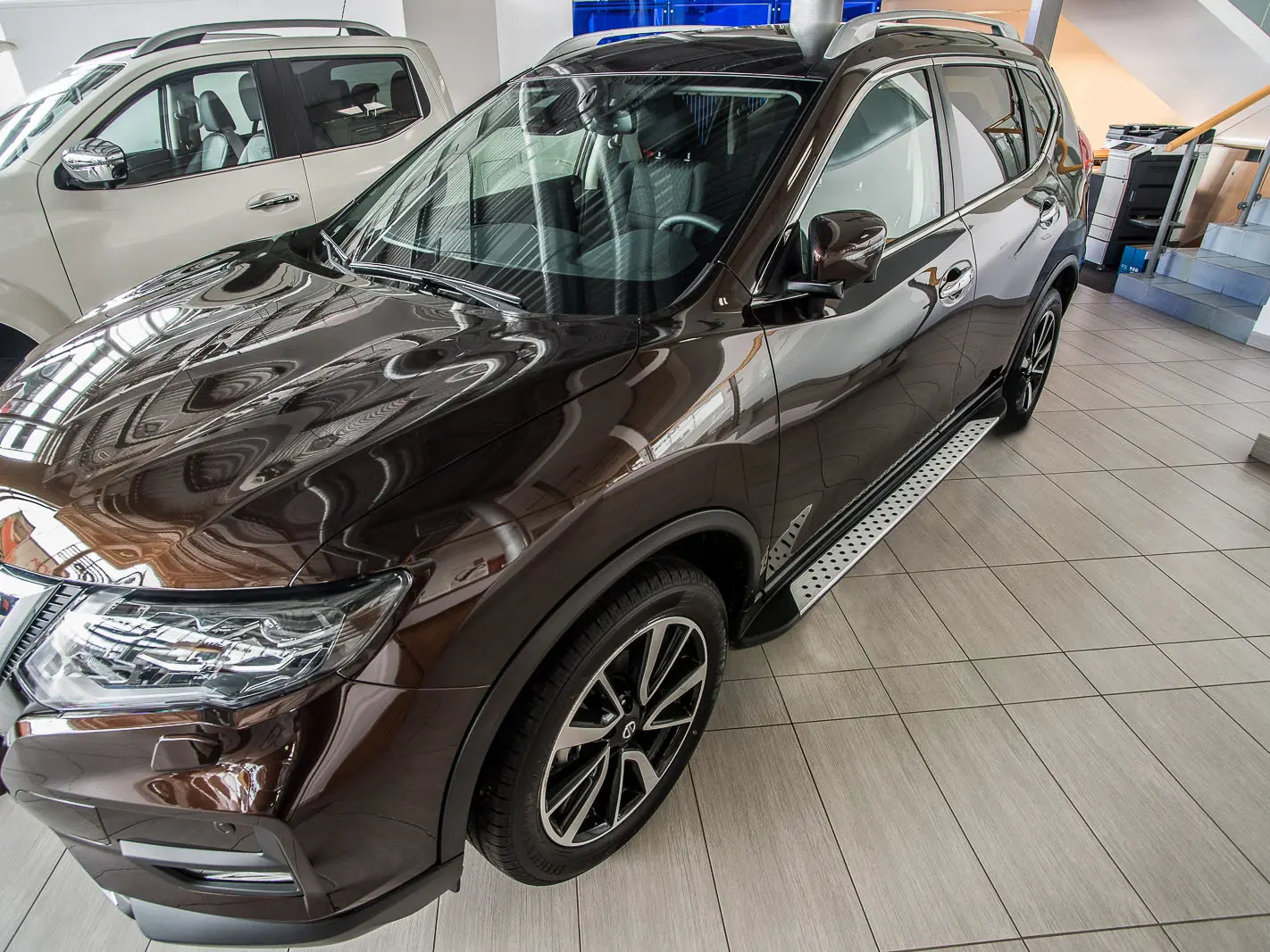 Stigtrinn Nissan X-Trail III (T32) 2013 - 2021 – bilde 4