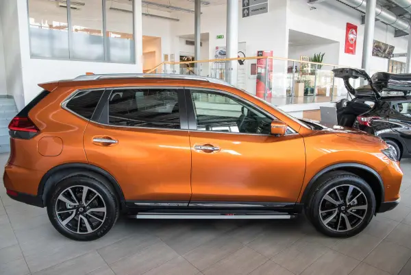 Stigtrinn Nissan X-Trail III (T32) 2013 - 2021 – bilde 3