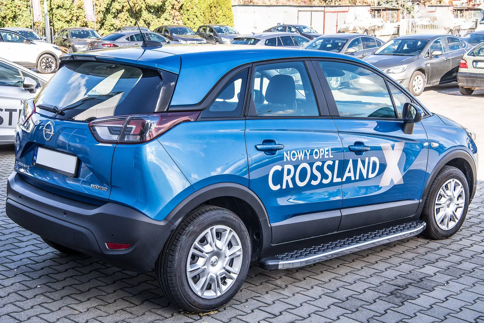 Stigtrinn Opel Crossland X 2017-> – bilde 2