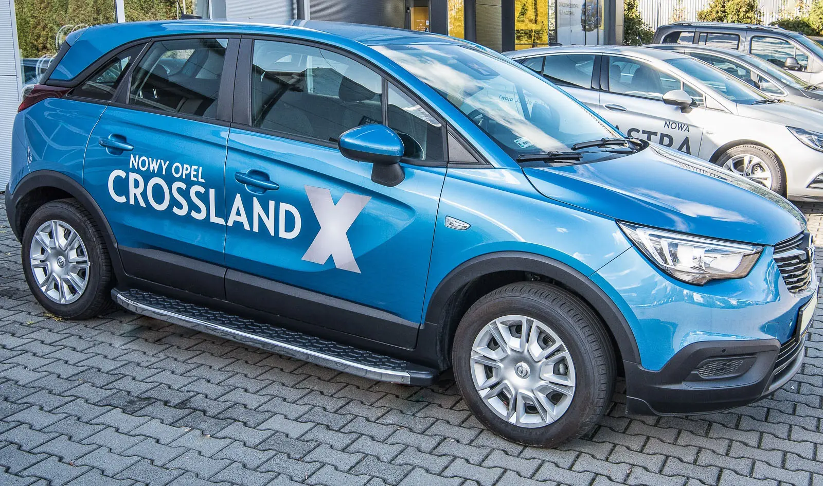 Stigtrinn Opel Crossland X 2017-> – bilde 4