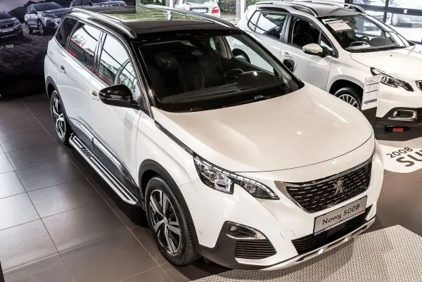 Stigtrinn Peugeot 5008 II 2017 - 2024 – bilde 2