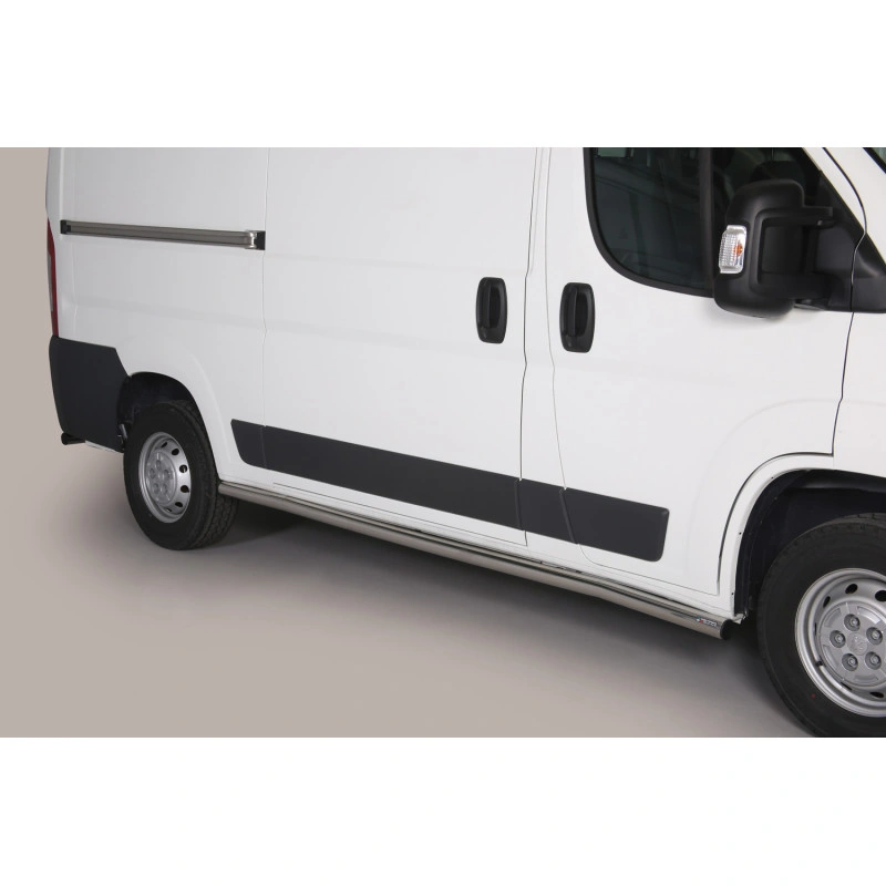 Stigtrinn Peugeot Boxer 2006 -> │ SWB - L1 - D - Ø63mm Chrome