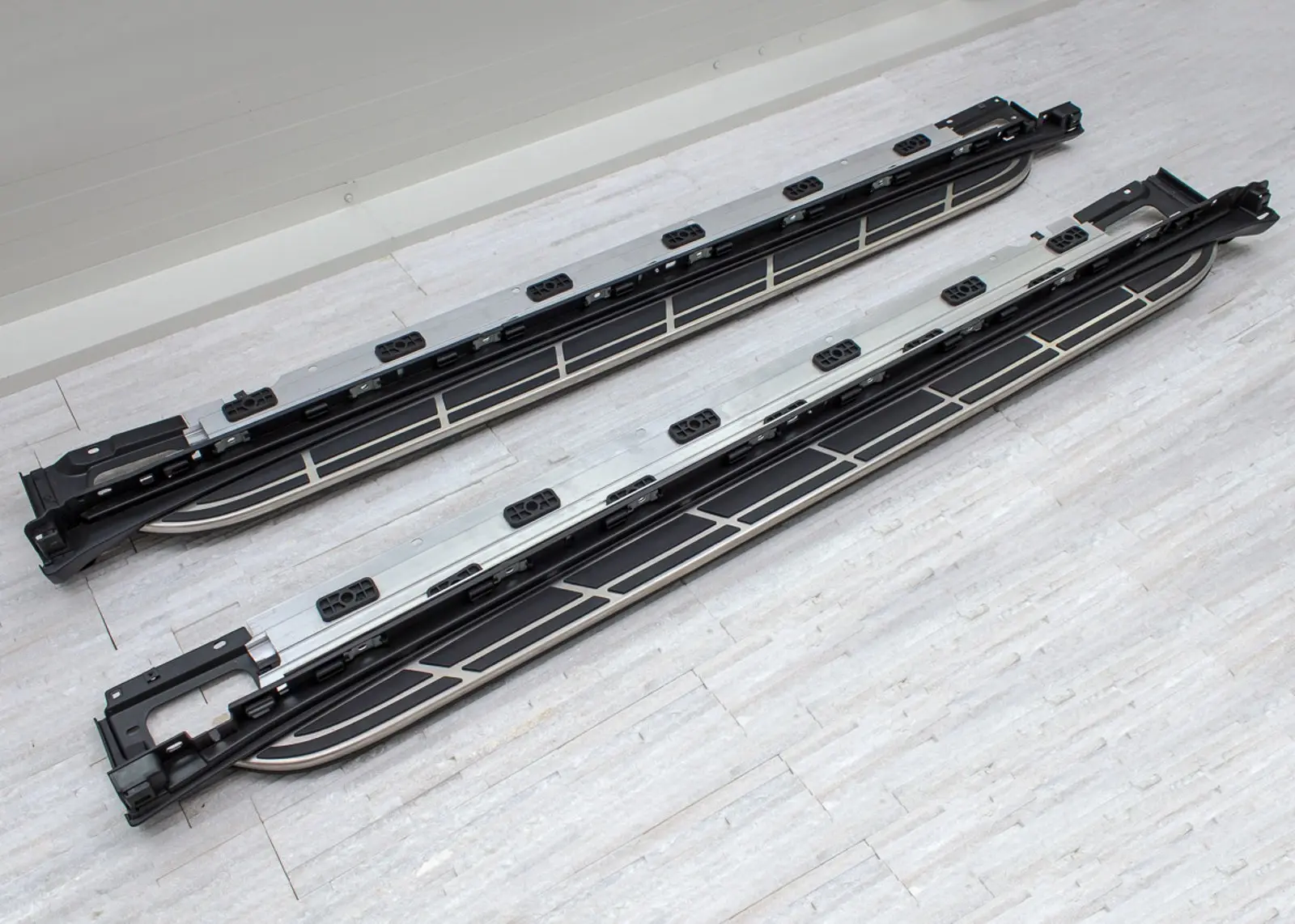 Stigtrinn Porsche Cayenne II (92A) 2010 - 2014 – bilde 3