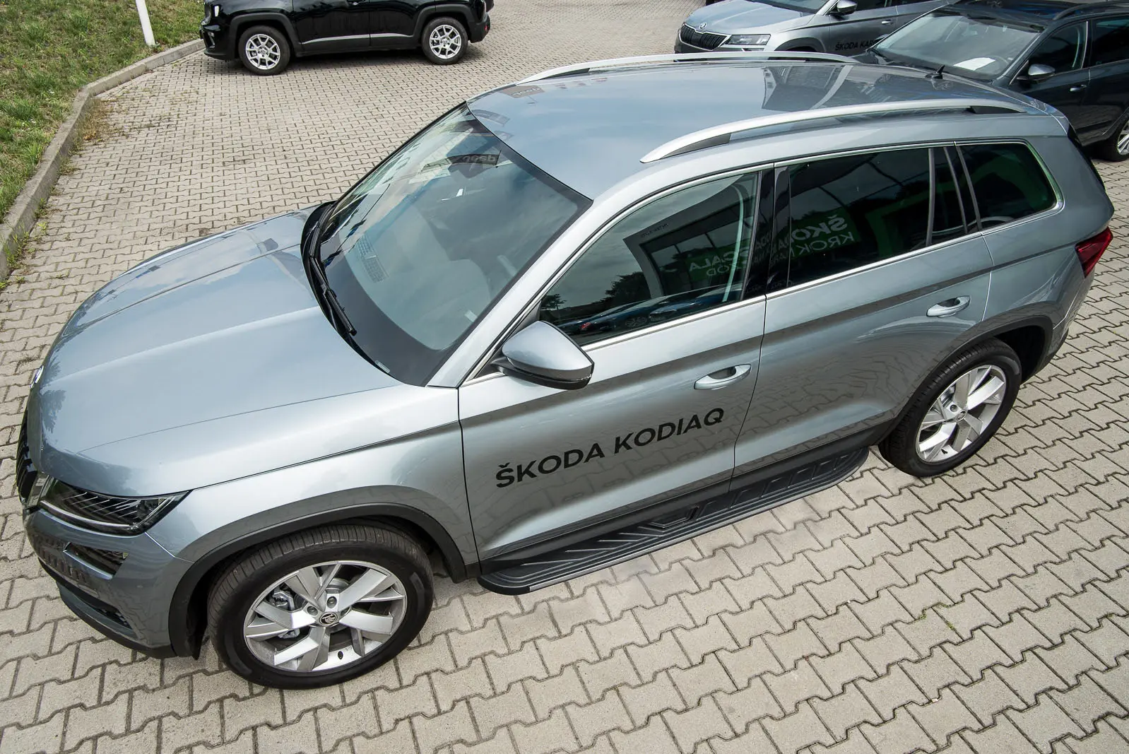 Stigtrinn Škoda Kodiaq I 2016 - 2024 – bilde 6