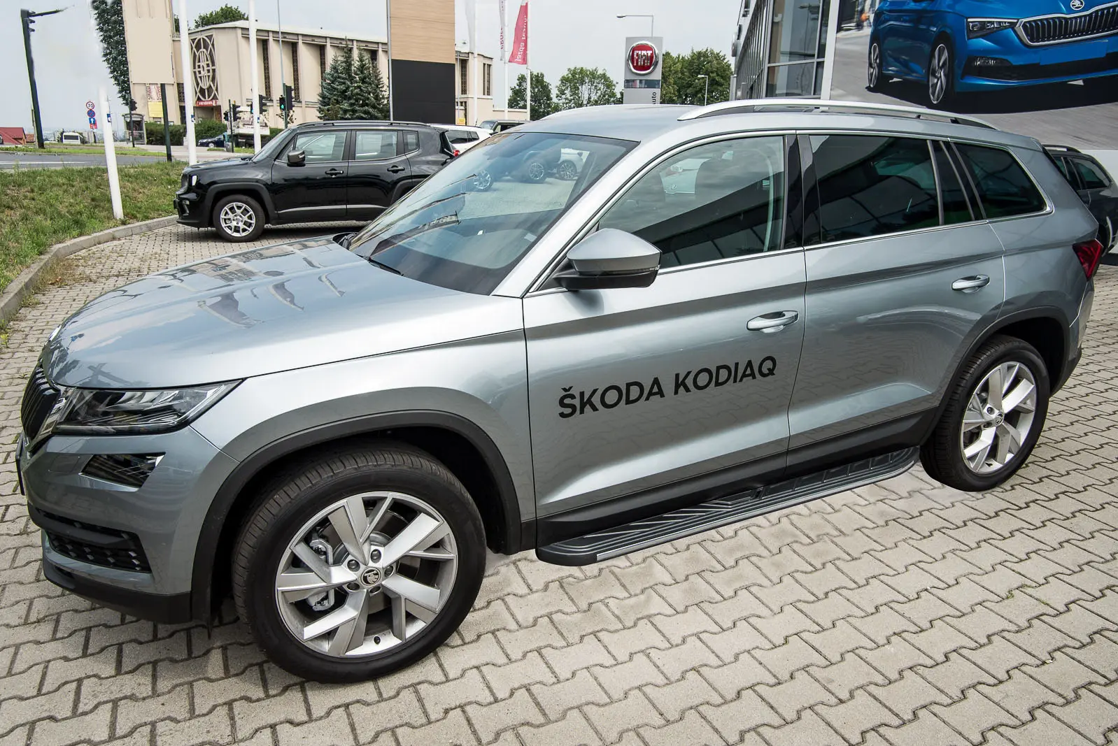 Stigtrinn Škoda Kodiaq I 2016 - 2024 – bilde 8