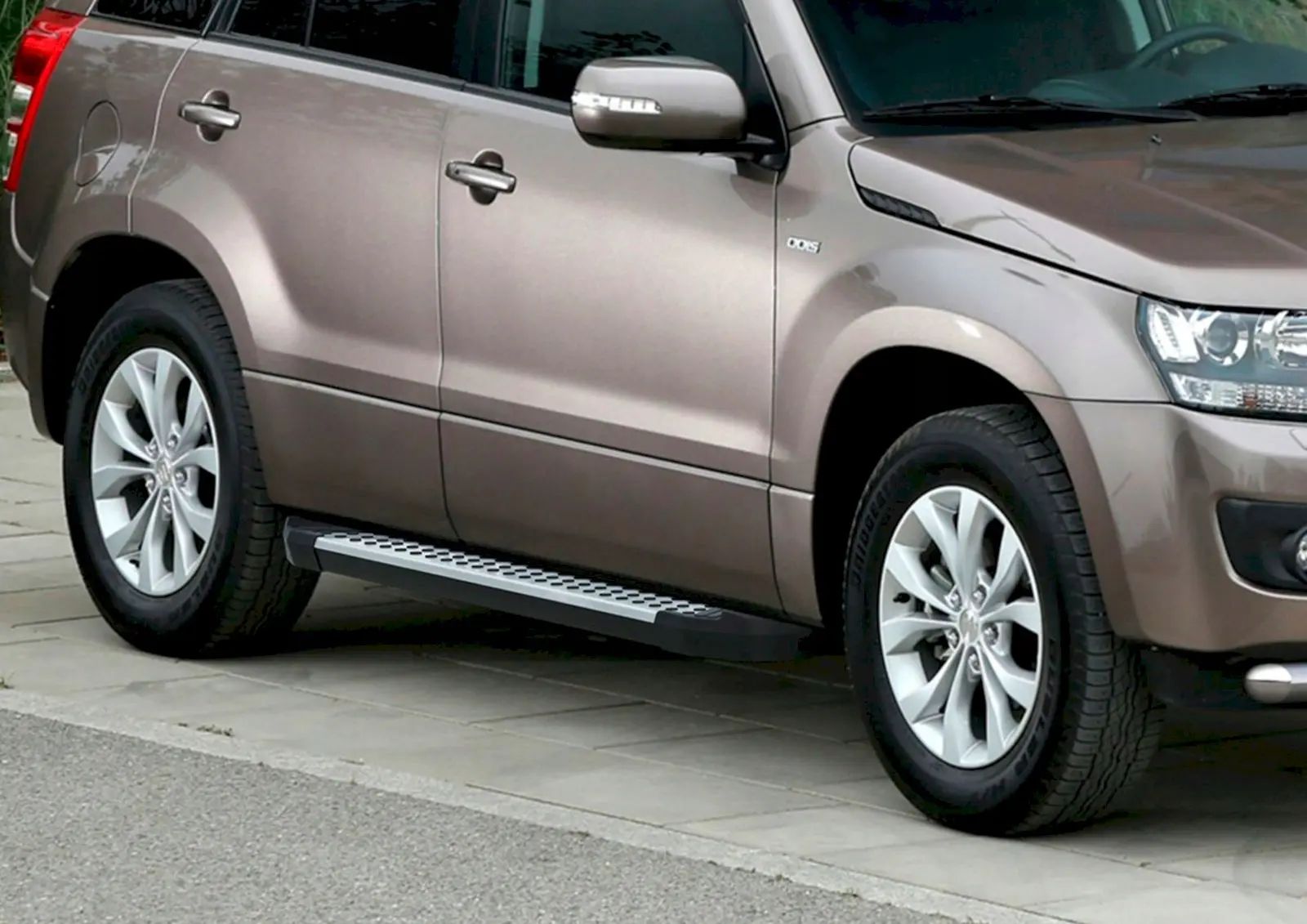 Stigtrinn Suzuki Grand Vitara II 2005-2016 – bilde 5