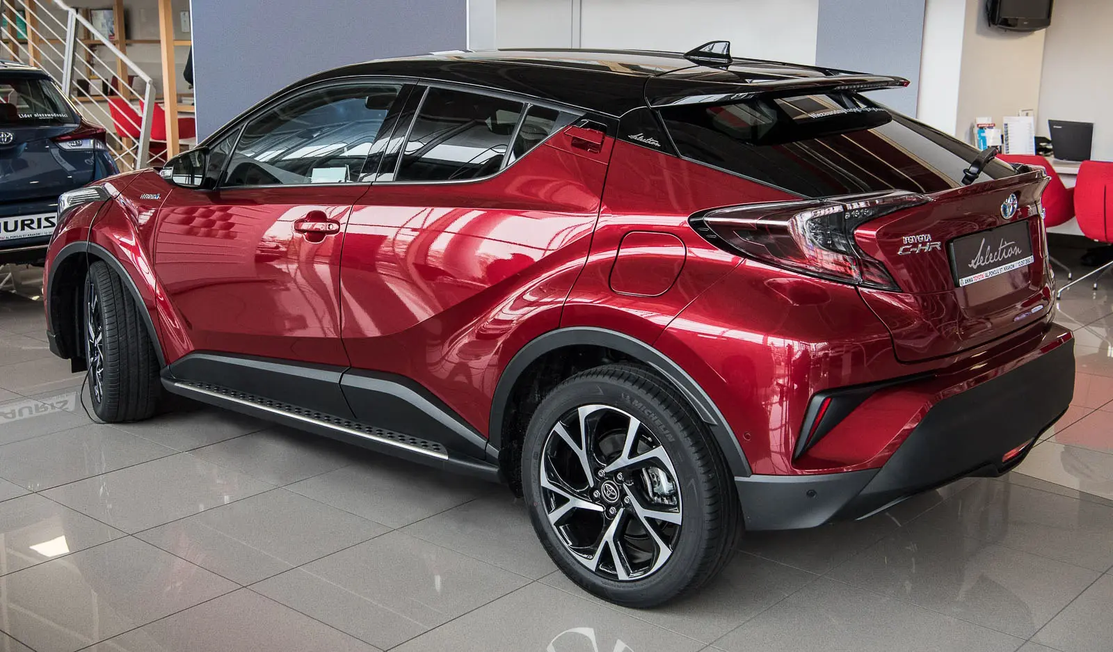 Stigtrinn Toyota C-HR I 2016 - 2023 – bilde 2
