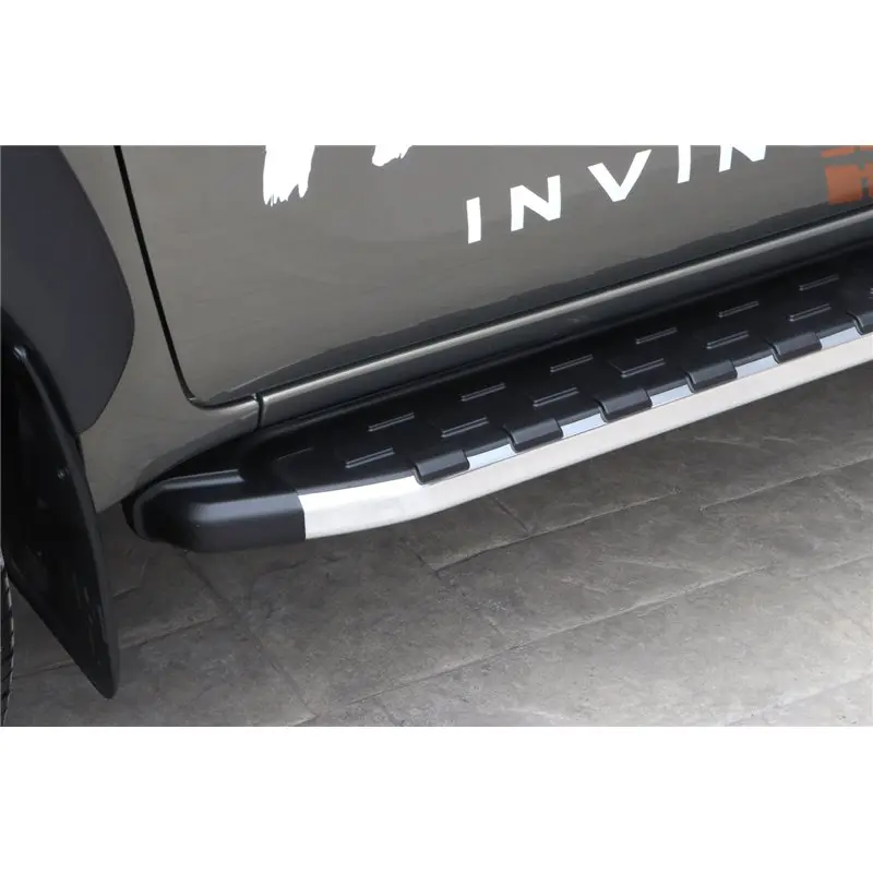 Stigtrinn Toyota Hilux VIII Invincible Facelift 2020 -> – bilde 10