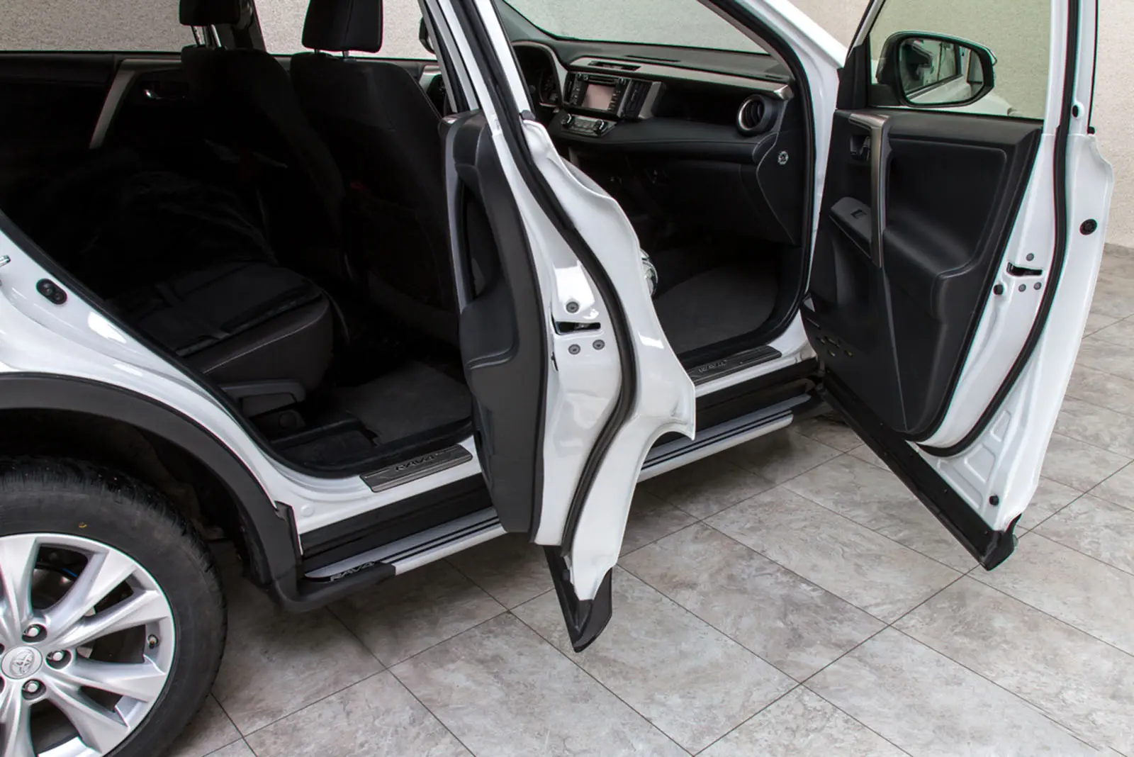 Stigtrinn Toyota RAV4 2013 - 2015 – bilde 5