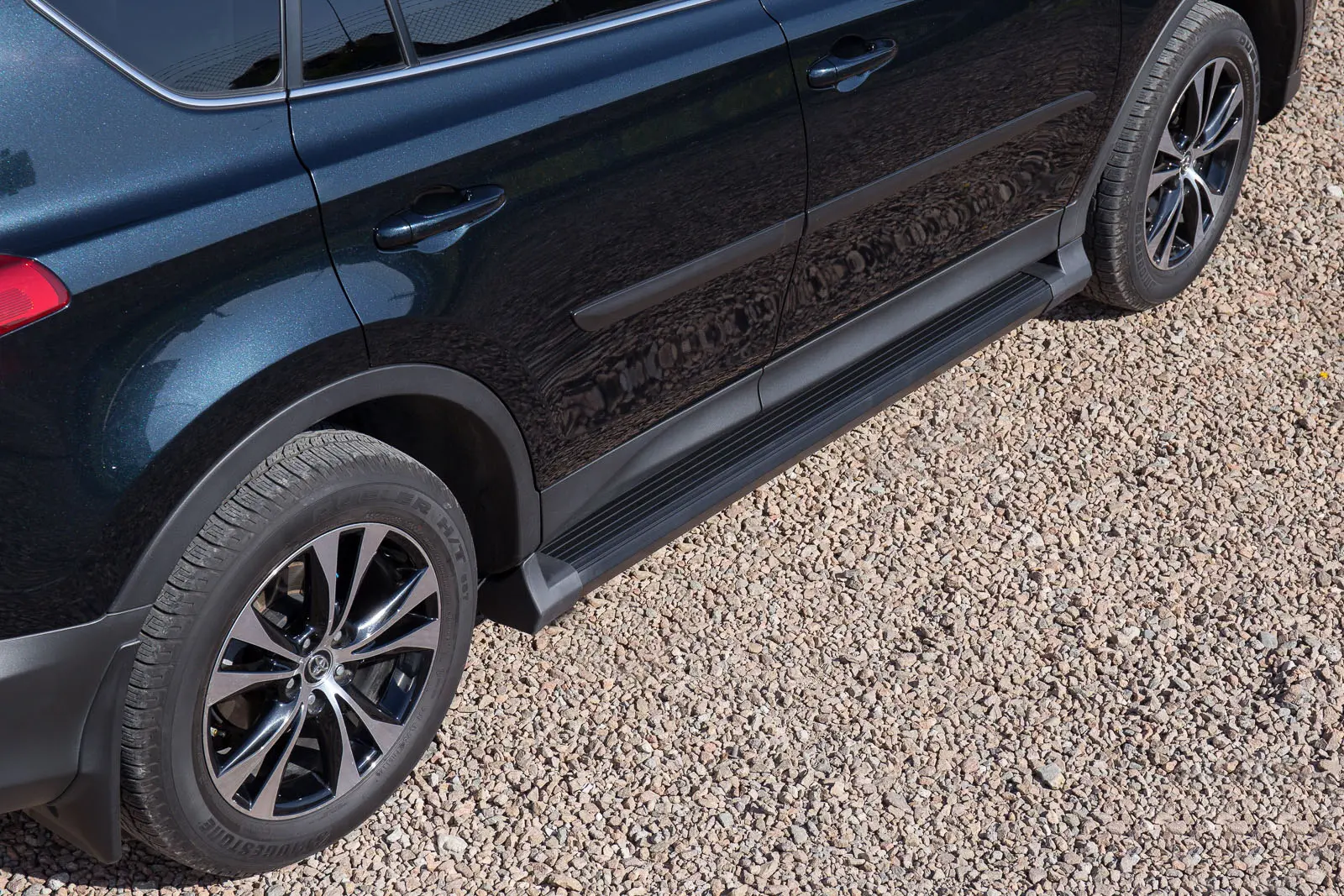 Stigtrinn Toyota RAV4 IV 2013 - 2015