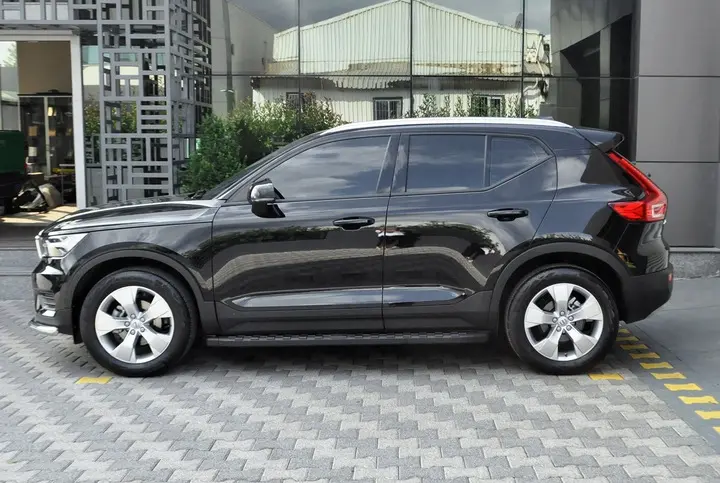 Stigtrinn Toyota RAV4 IV 2013 - 2019 | Black Image 2