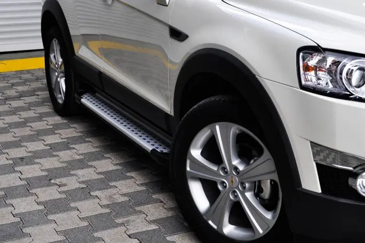 Stigtrinn Toyota RAV4 IV 2013 - 2019 – bilde 2