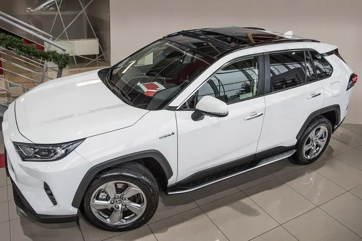 Stigtrinn Toyota RAV4 V 2019 -> / Toyota RAV4 Plug-in Hybrid 2020 -> – bilde 2