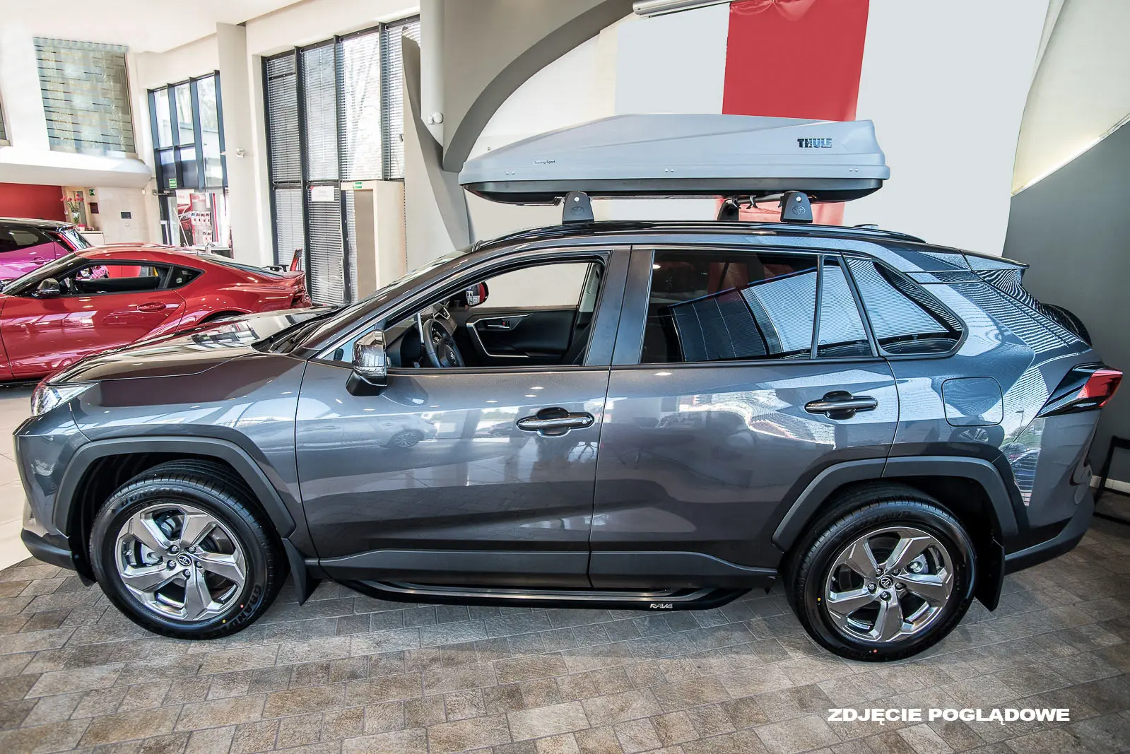 Stigtrinn Toyota RAV4 V 2019 -> / Toyota RAV4 Plug-in Hybrid 2020 -> – bilde 2