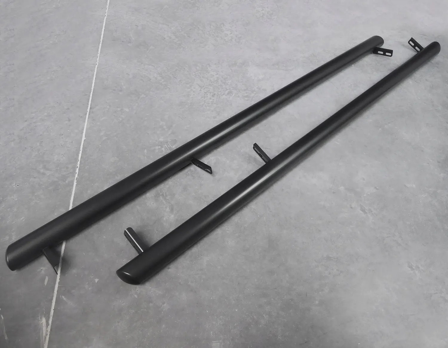 Stigtrinn VW T5 2003 - 2015 | L1 - kort Black Edition – bilde 9