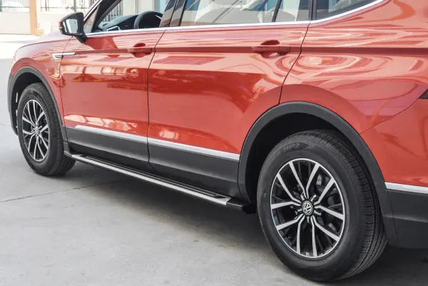 Stigtrinn VW Tiguan Allspace 2017 - 2024 – bilde 2
