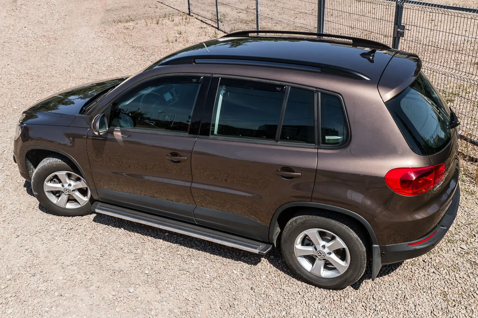 Stigtrinn VW Tiguan I 2011 - 2016