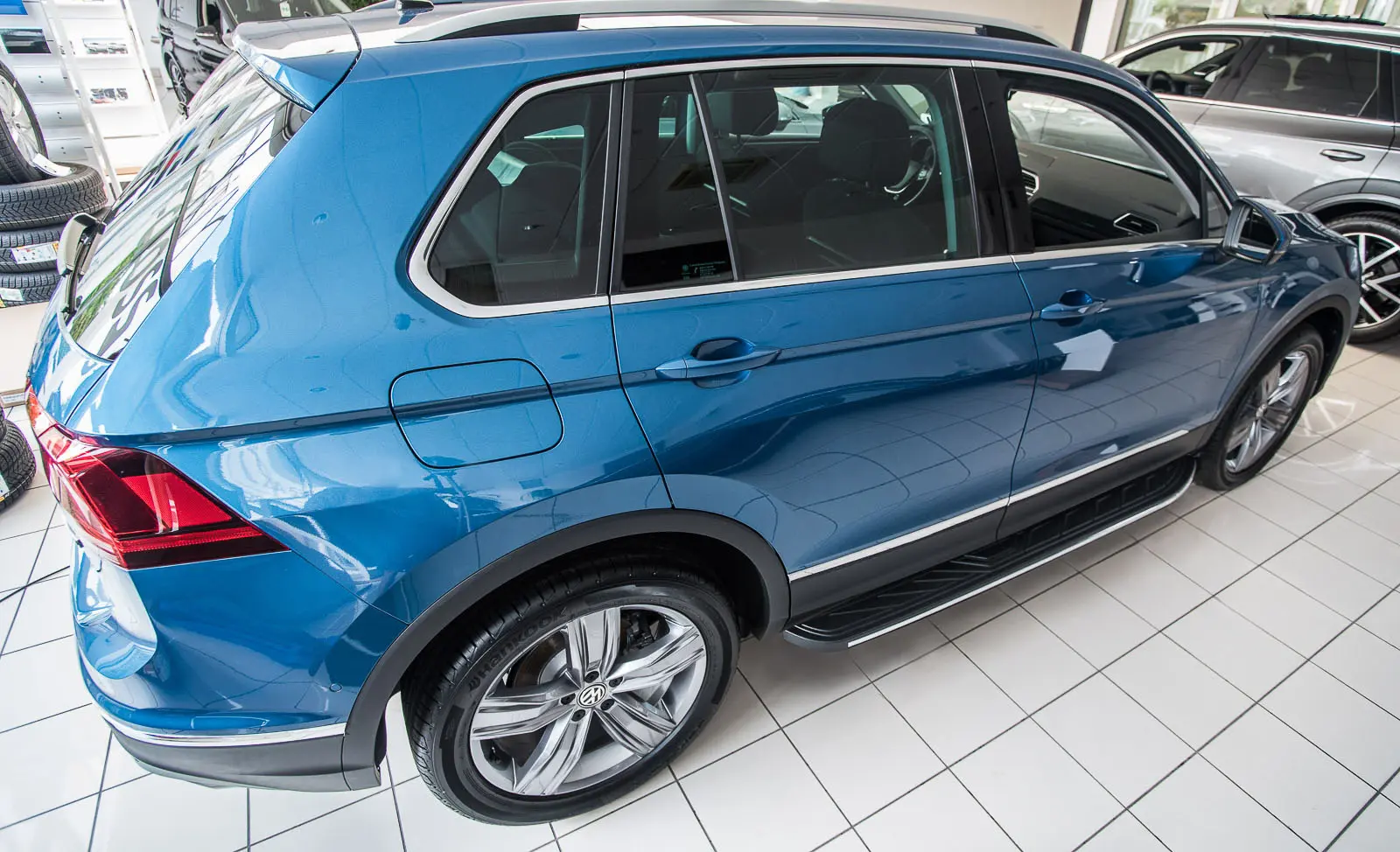 Stigtrinn VW Tiguan II 2016 - 2020 – bilde 2