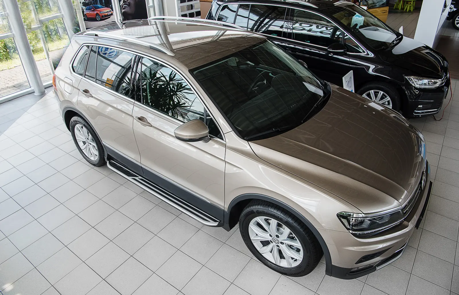 Stigtrinn VW Tiguan II 2016 - 2024 – bilde 5