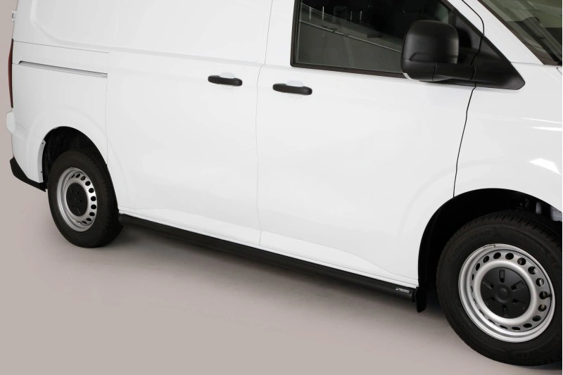 Stigtrinn VW Transporter T7 / Caravelle T7 2024 -> │ Kort (L1) - D - Ø63mm Black