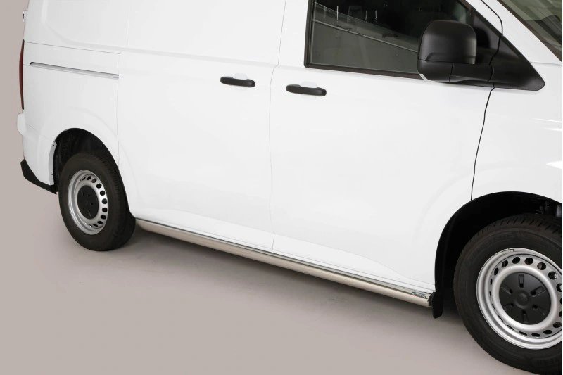 Stigtrinn VW Transporter T7 / Caravelle T7 2024 -> │ Kort (L1) - D - Ø63mm Chrome