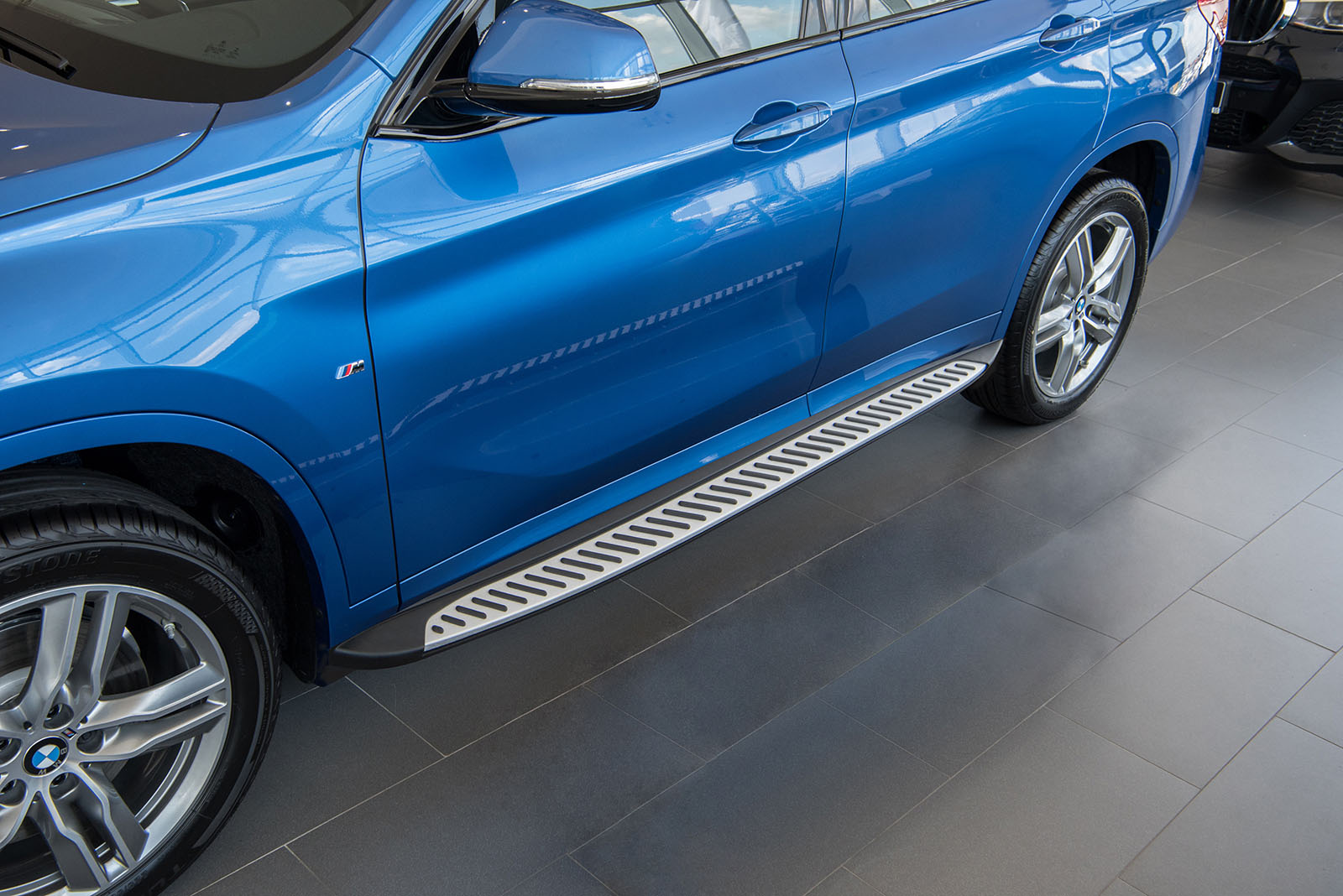 StigtrinnBMW X1 (F48) 2015 - 2022