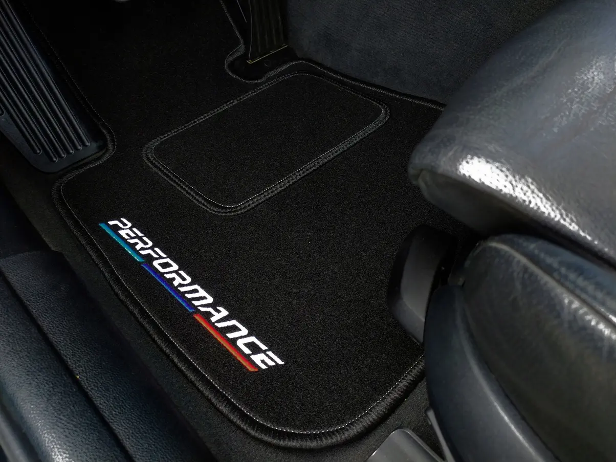 Stoffmatter BMW 3 (E46) 1998 - 2005 │ M Performance logo – bilde 7