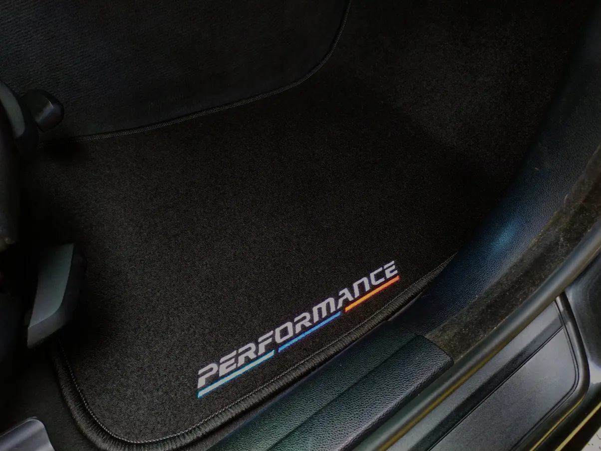 Stoffmatter BMW 3 (E46) 1998 - 2005 │ M Performance logo – bilde 8