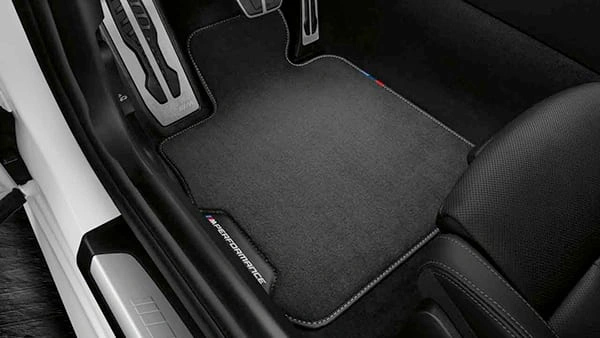 Stoffmatter foran BMW 8 (G14 / G15) 2018 - 2026 │ Genuine® Floor mats M Performance tekstilmatter - sett 2 stk.