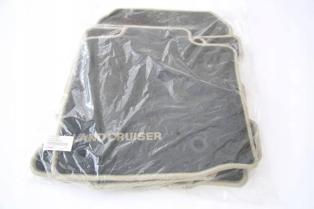Stoffmatter Toyota Land Cruiser J150 2013 - 2024 │ 7 seter - Genuine® textile floor mats – bilde 2