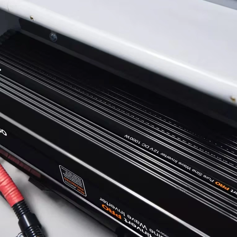 Strøminverter Osram POWERinvert PRO 1000W │ Spenningsomformer Pure Sine Wave 12V til 230V – bilde 16