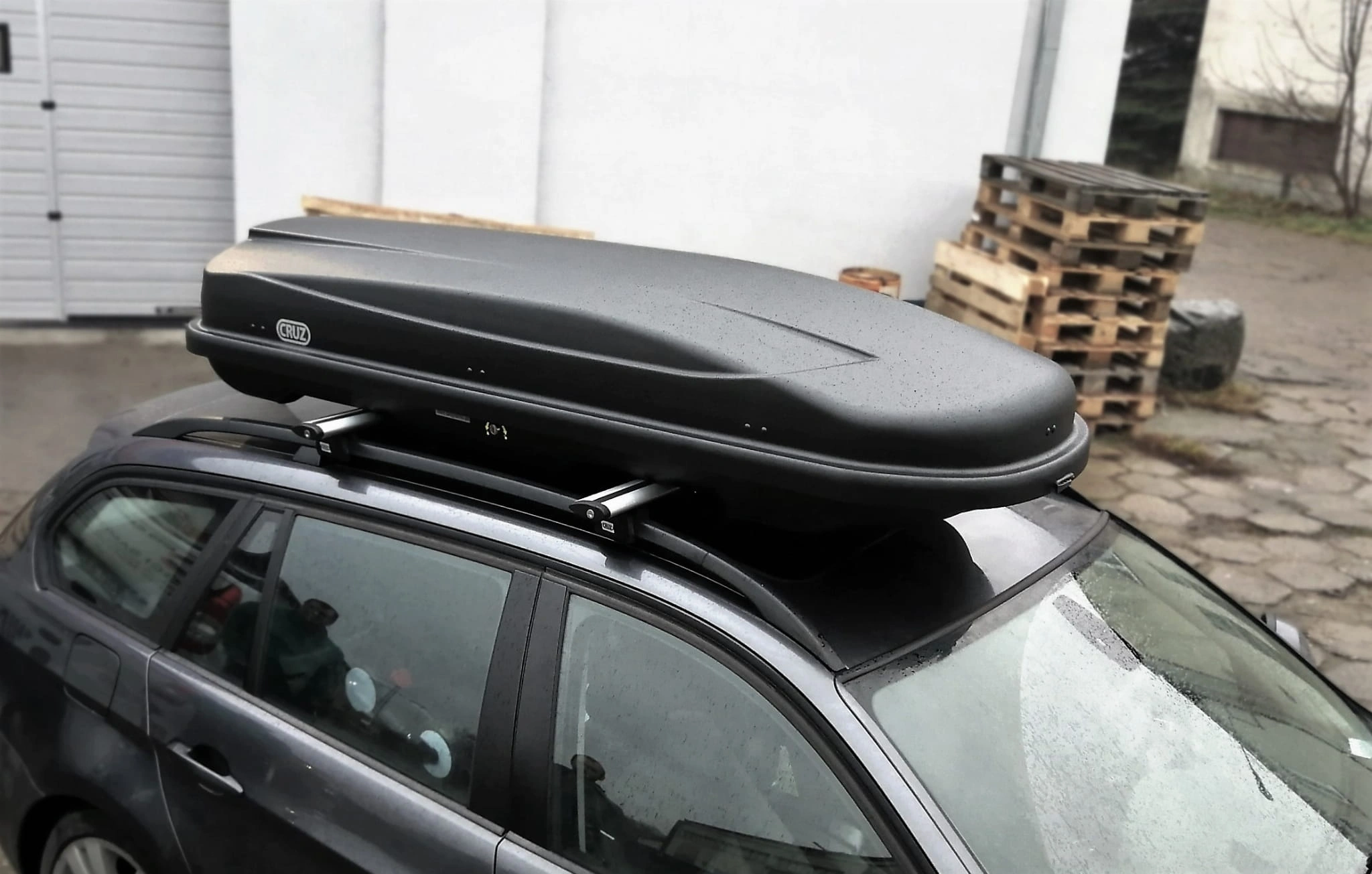 Takboks Cruz Xtreme 450 Dual Open │ Skiboks Roof Box Anthracite Edition - 450 L – bilde 8