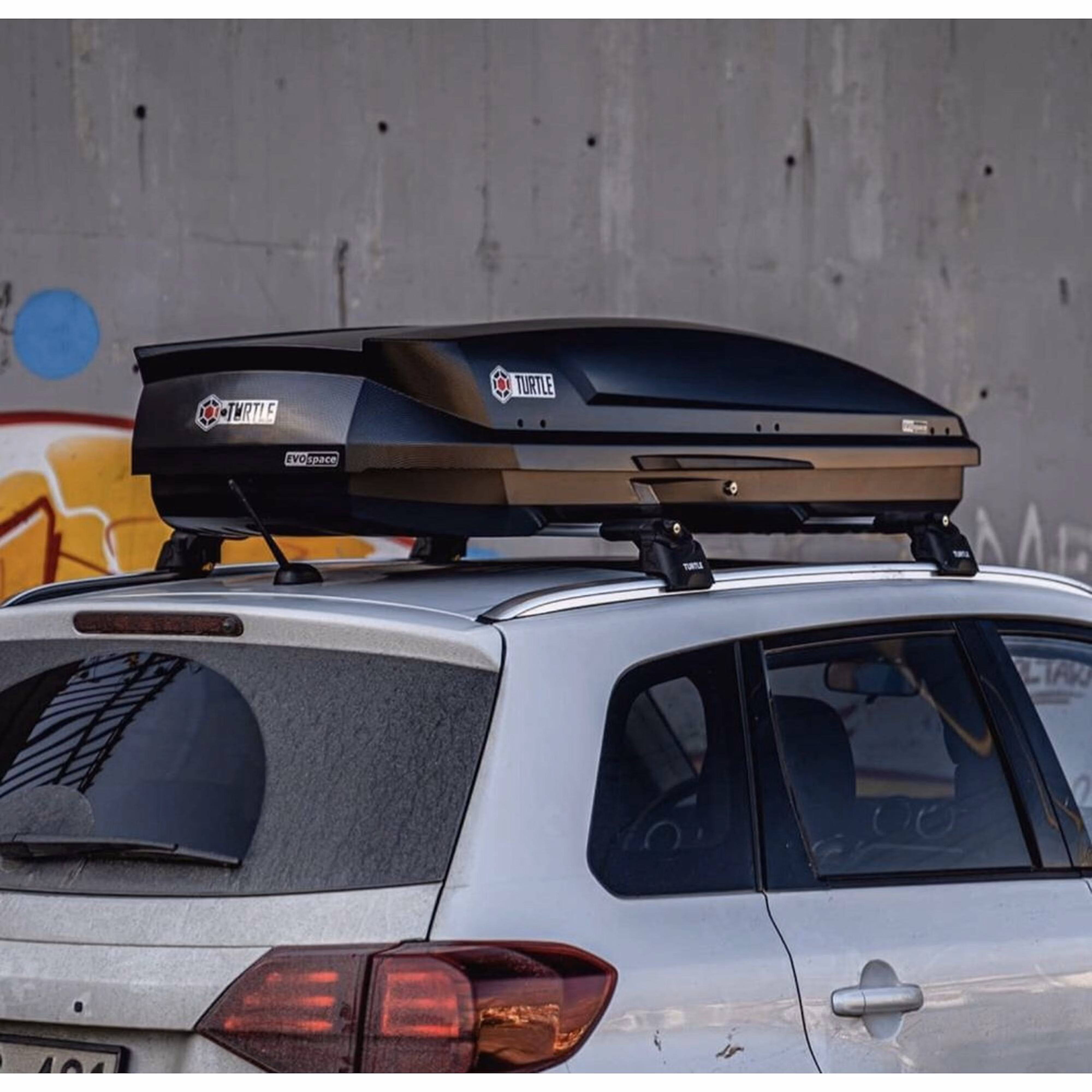 Takboks Evo Space 320 │ Skiboks Roof Box - Black Piano Edition – bilde 17