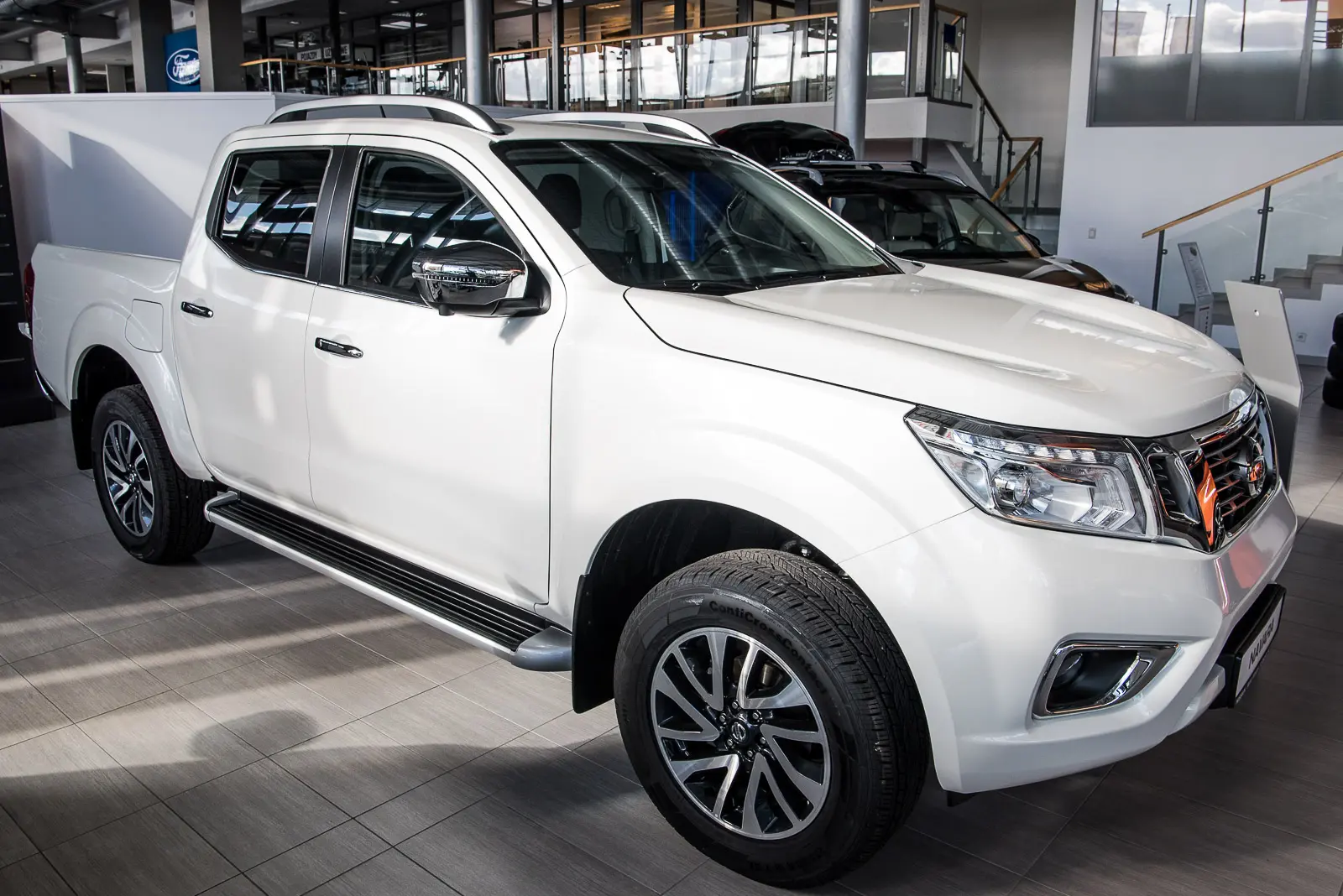 Takrails Nissan Navara IV (NP300) 2014 - 2022 – bilde 2