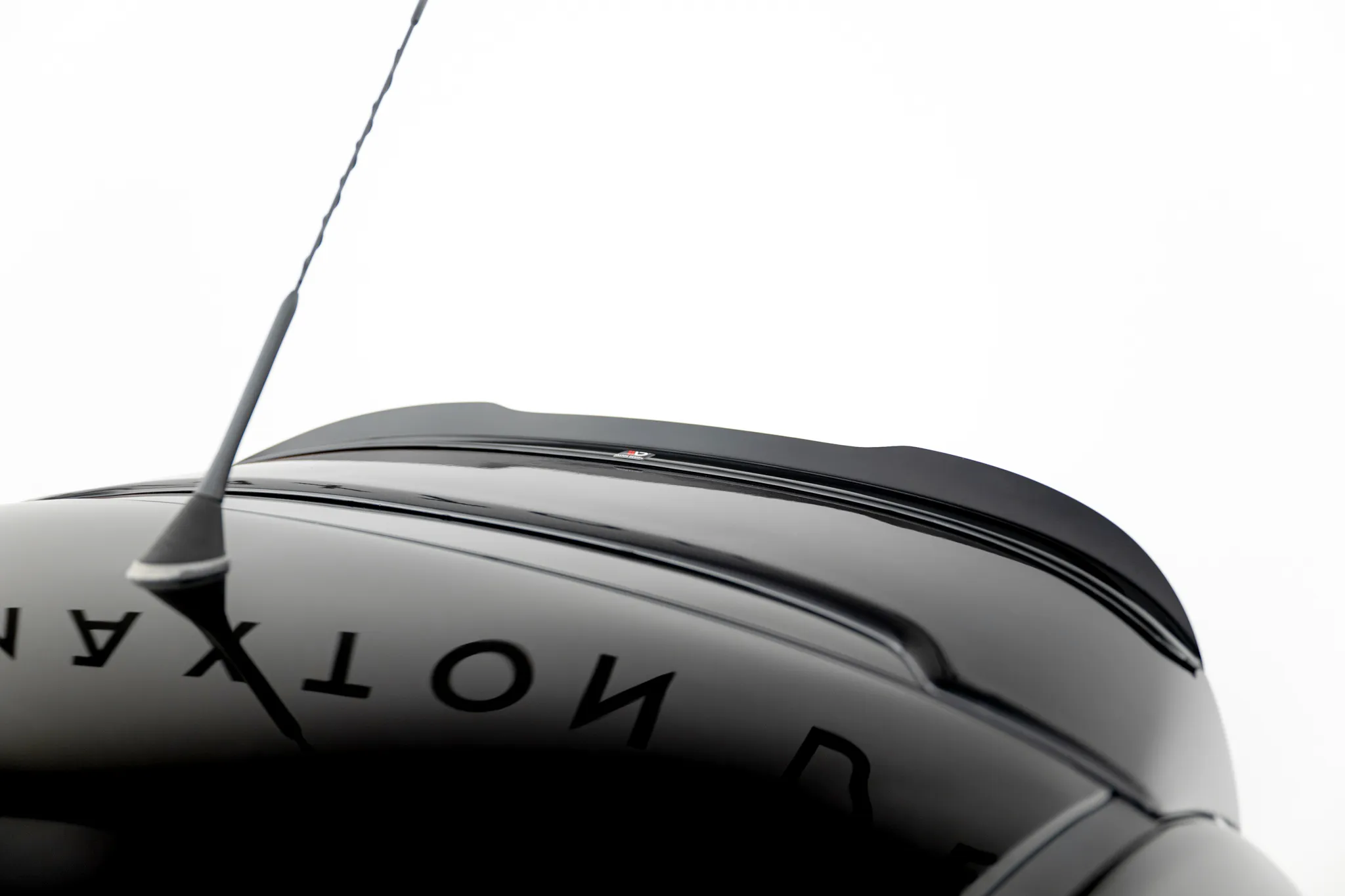 Takspoiler Abarth 500 I 2008 - 2015 | Glossy Black Edition – bilde 2