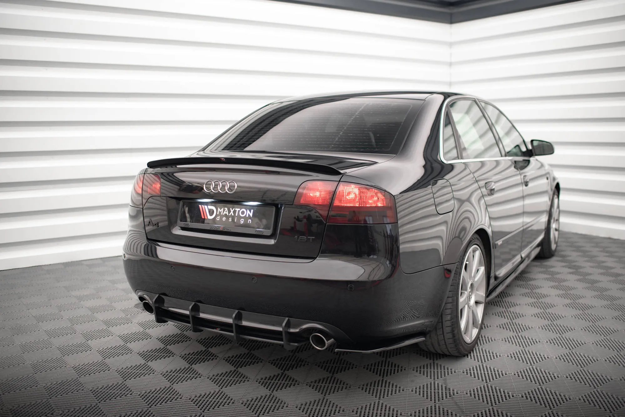 Takspoiler Audi A4 (B7) 2004-2007 | Glossy Black Edition – bilde 2