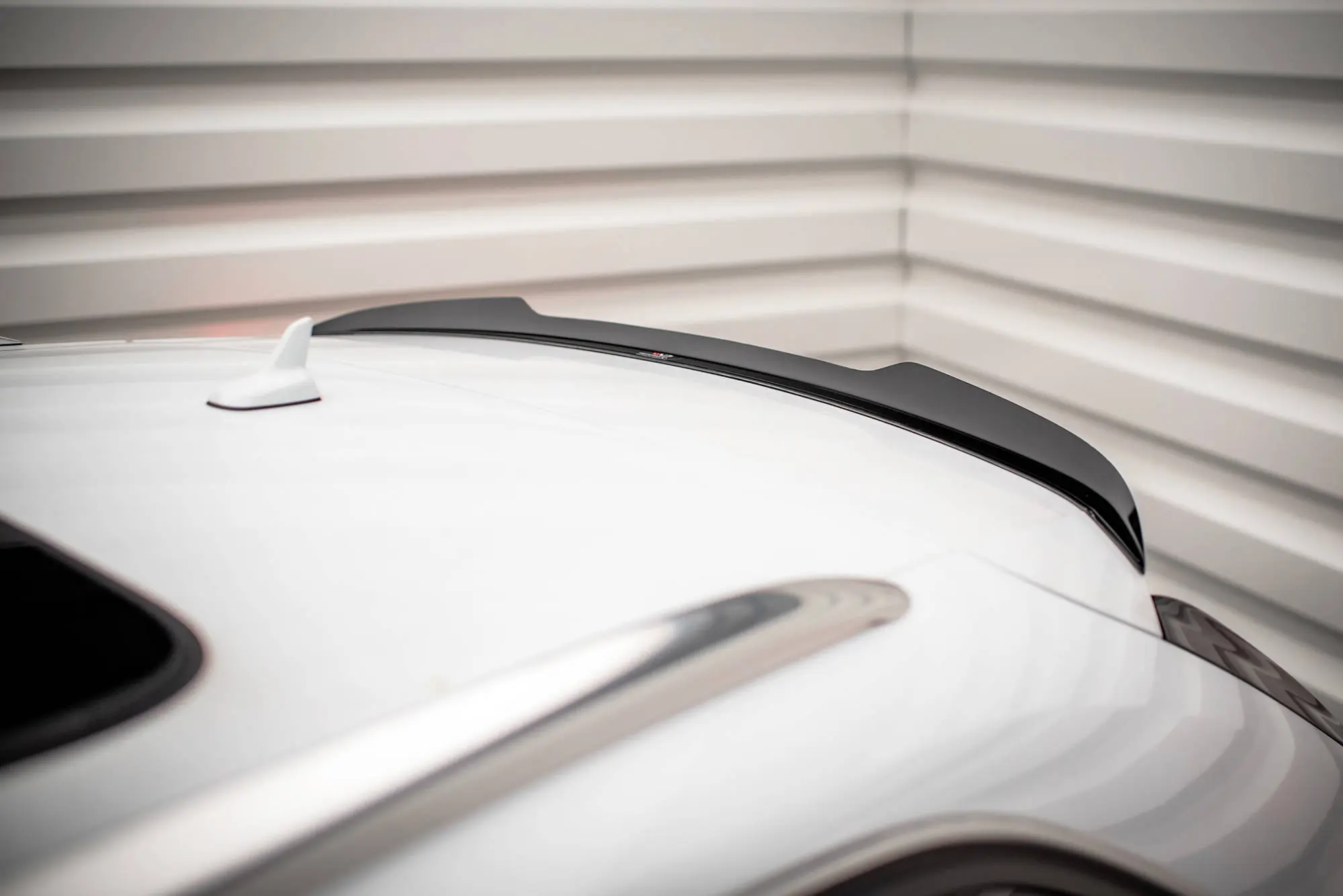 Takspoiler Audi Q3 8U Facelift 2014 - 2018 – bilde 2