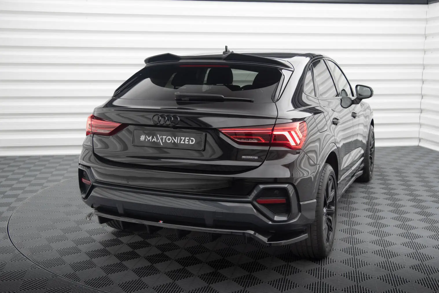 Takspoiler Audi Q3 Sportback F3 2019 - 2025 | 3D Glossy Black Edition – bilde 4