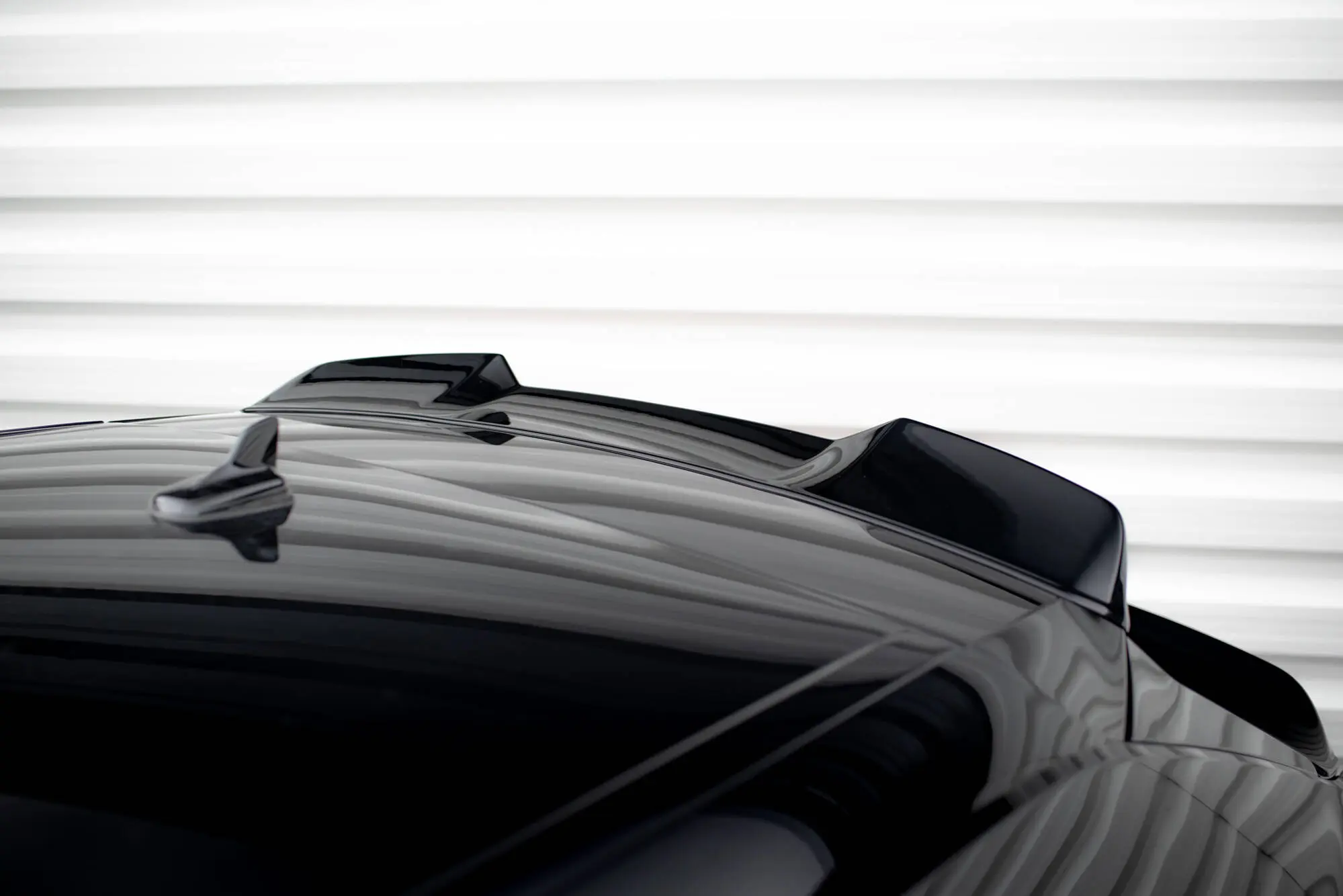 Takspoiler Audi RS Q8 2019 - > | 3D Glossy Black Edition – bilde 5