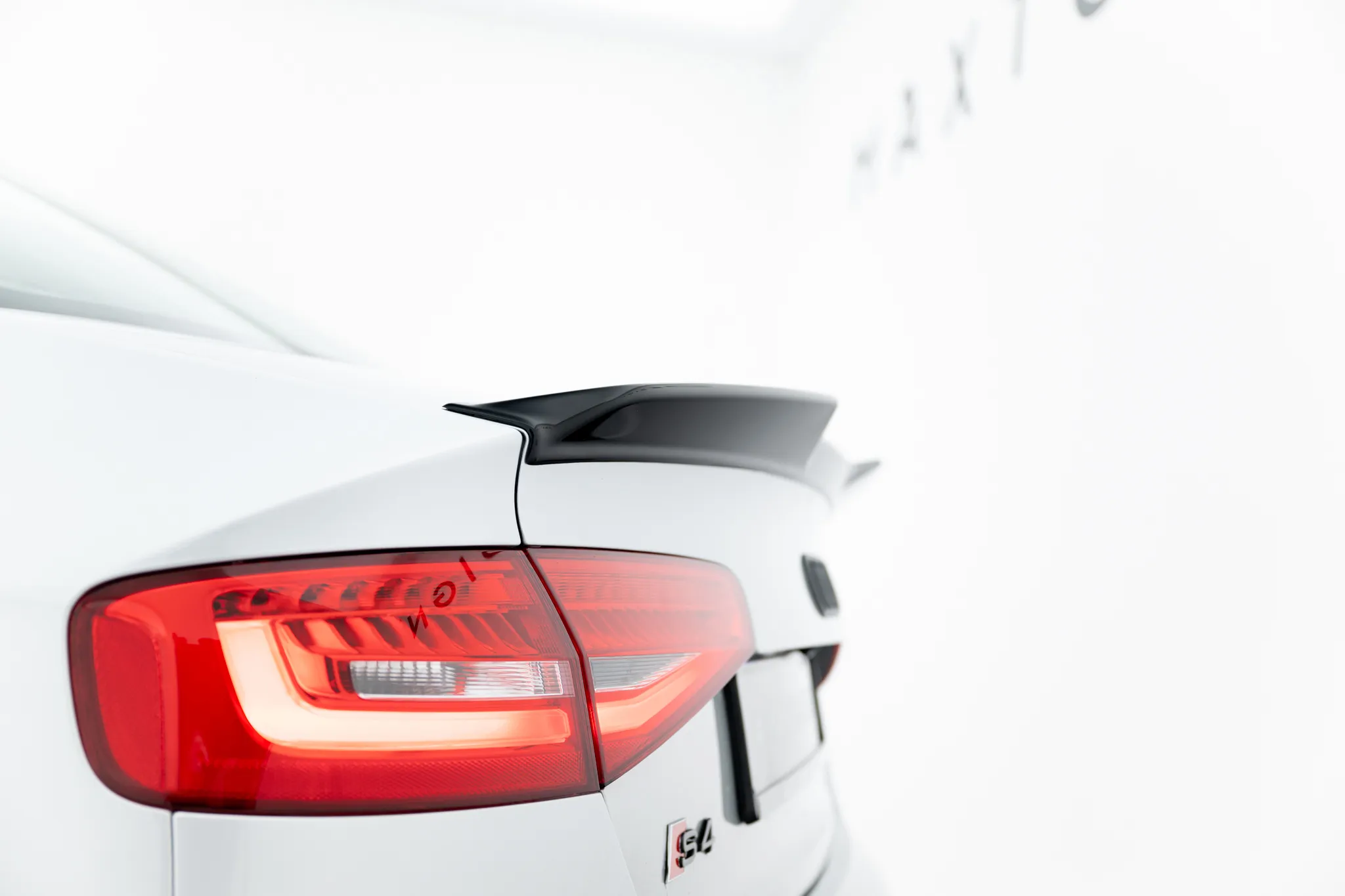 Takspoiler Audi S4 (B8) 2012-2015 (facelift) | Glossy Black Edition – bilde 6