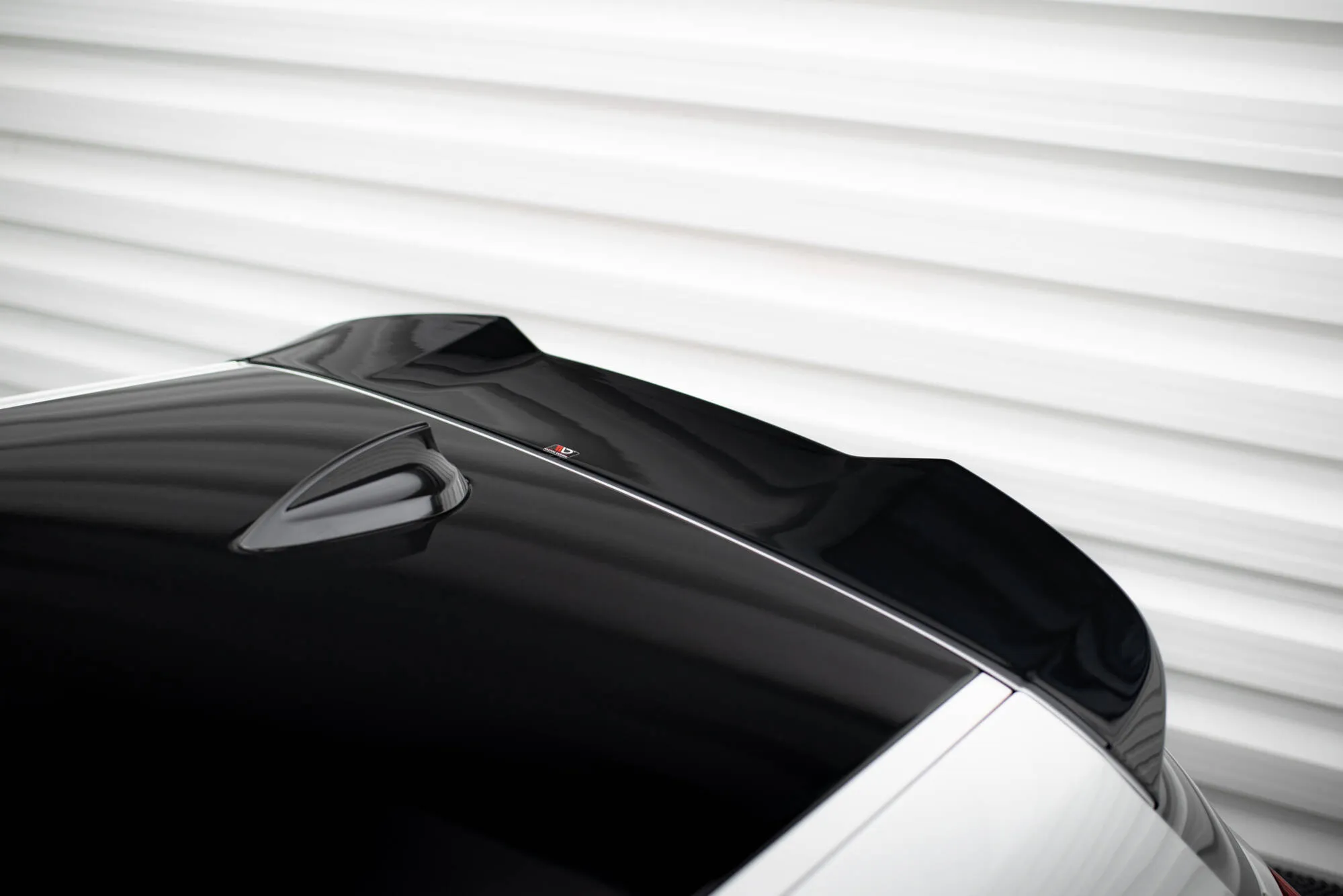Takspoiler BMW 1 (F20 / F21) M Power LCI 2015 - 2019 | Glossy Black Edition – bilde 3