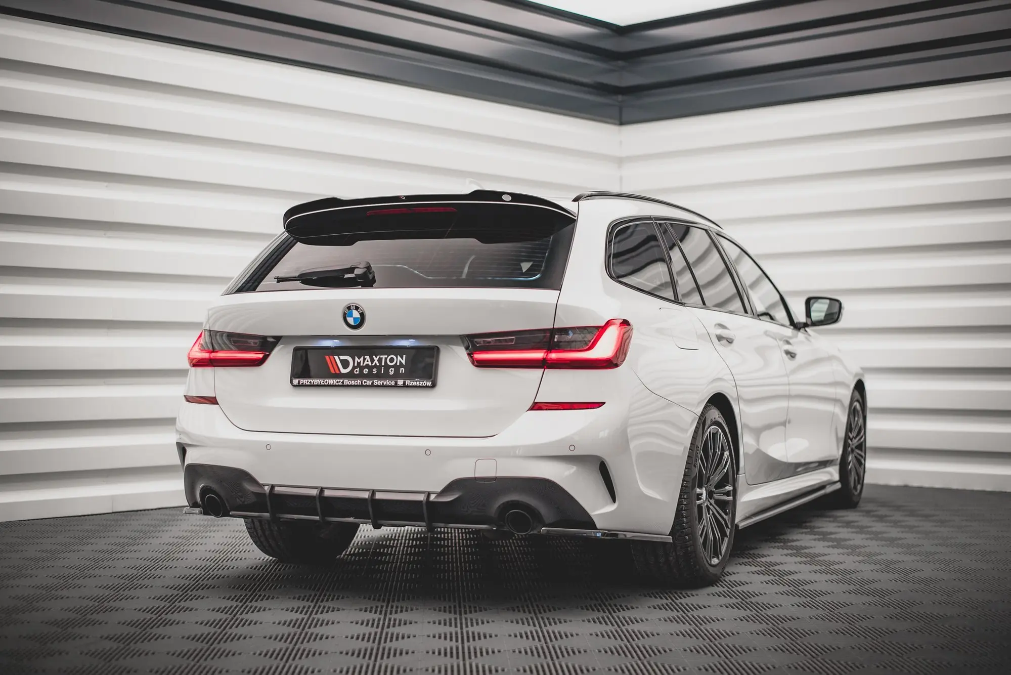 TAKSPOILER BMW 3 (G21) Touring 2018-> Image 3