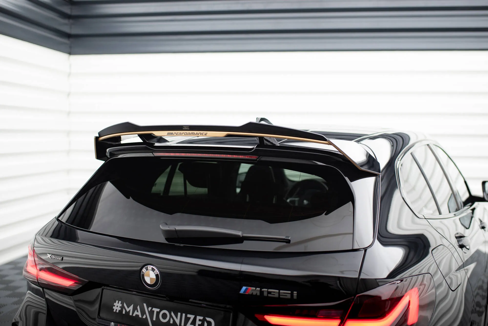 Takspoiler BMW M135i (F40) M-Performance 2019 - 2024 | Glossy Black Edition