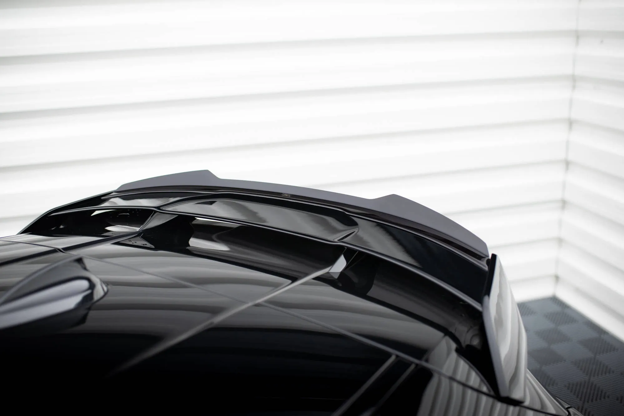 Takspoiler BMW M135i (F40) M-Performance 2019 - 2024 | Glossy Black Edition – bilde 2