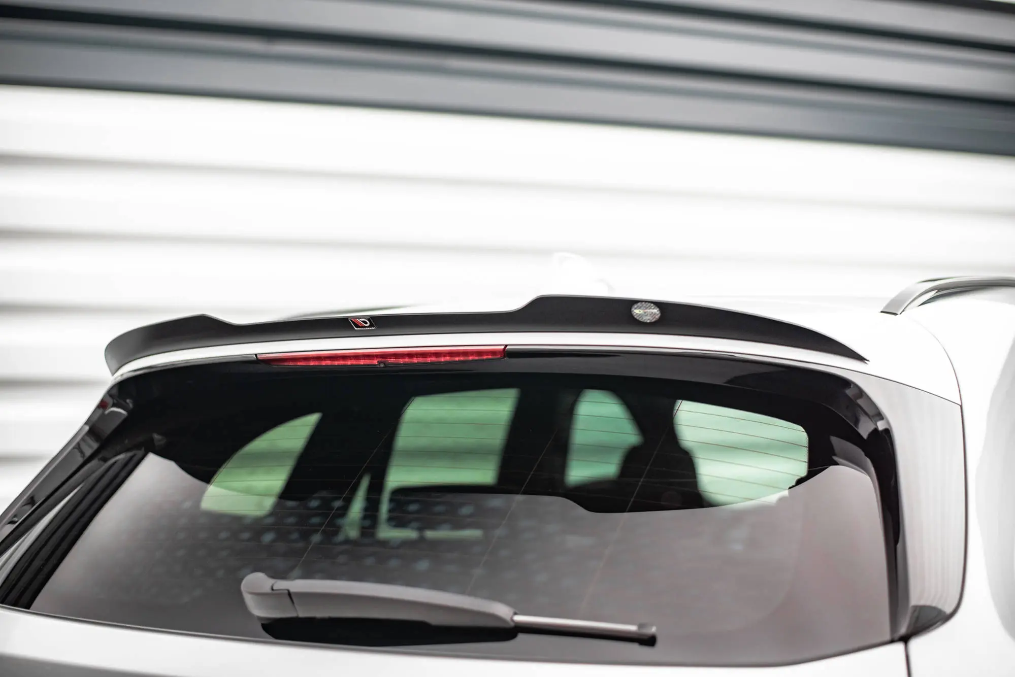 TAKSPOILER BMW X1 II (F48) M-Pack 2015-2019
